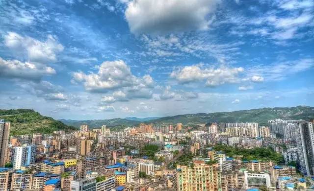 四川,美食、友情与家的温馨日常故事